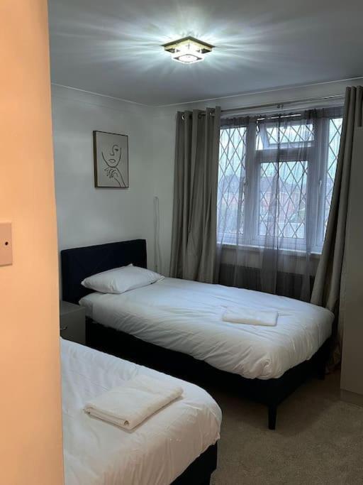 Spacious 4 Bedroom House Billericay Bagian luar foto