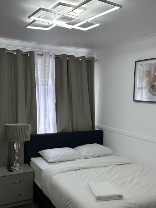 Spacious 4 Bedroom House Billericay Bagian luar foto
