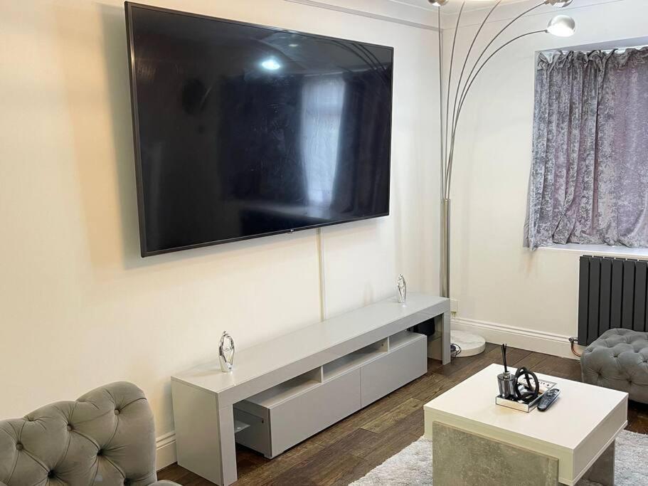Spacious 4 Bedroom House Billericay Bagian luar foto